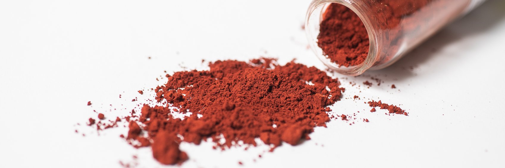IBU-tec iron oxide powder as pigment or battery material