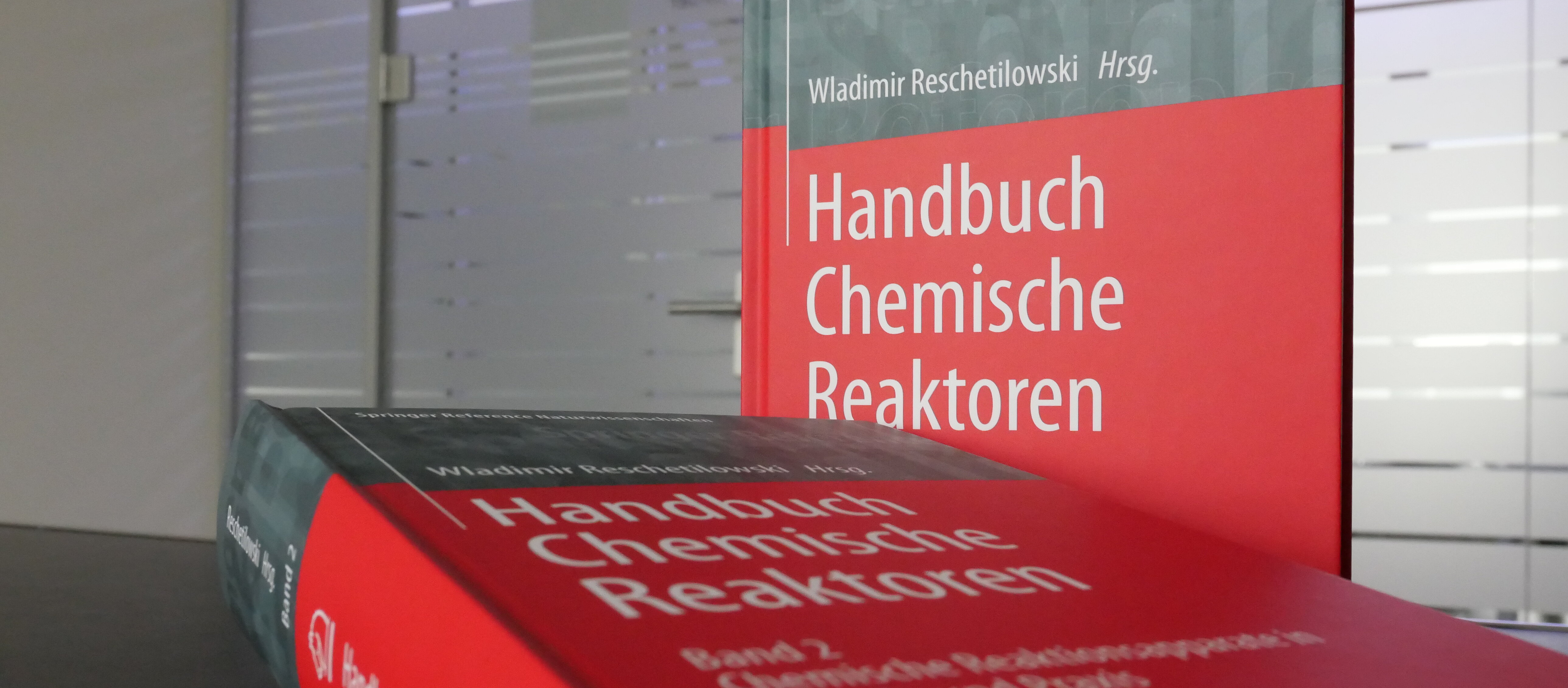 Wladimir Reschetilowski's Handbook of Chemical Reactors