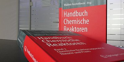 Wladimir Reschetilowski's Handbook of Chemical Reactors