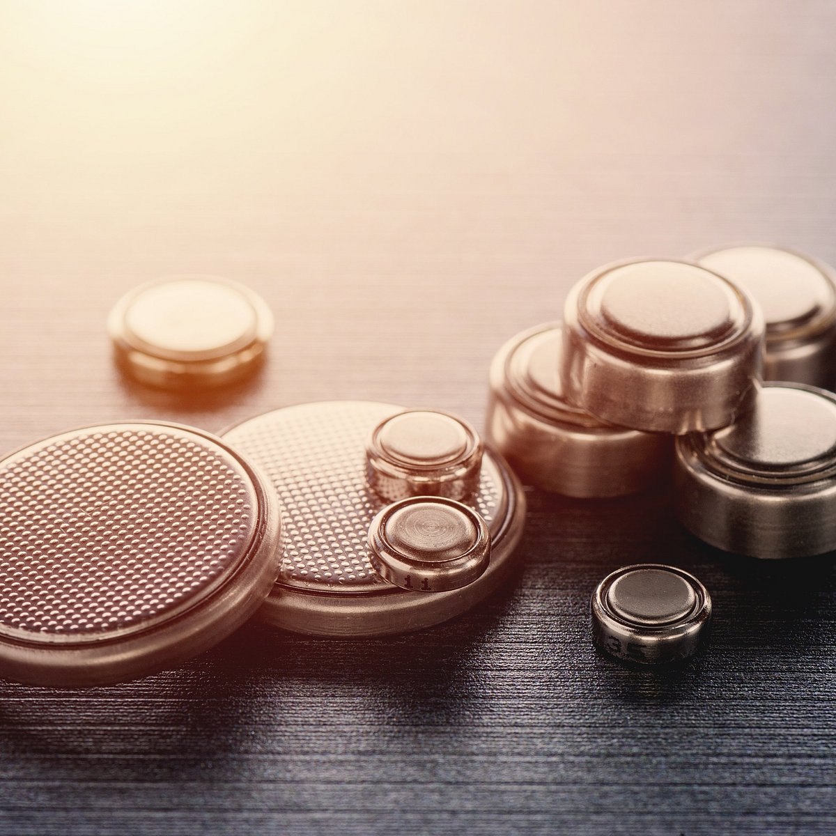 Battery button cells picture for IBU-tec E chemistry laboratory